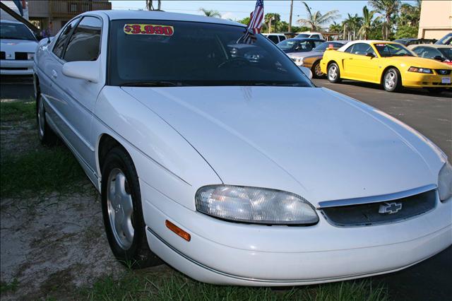 Chevrolet Monte Carlo 1998 photo 4