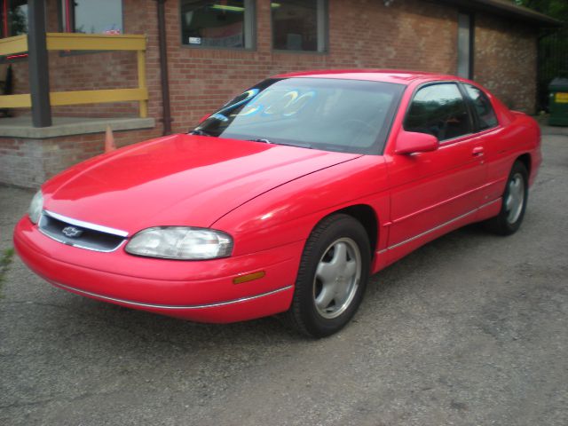 Chevrolet Monte Carlo 1999 photo 4