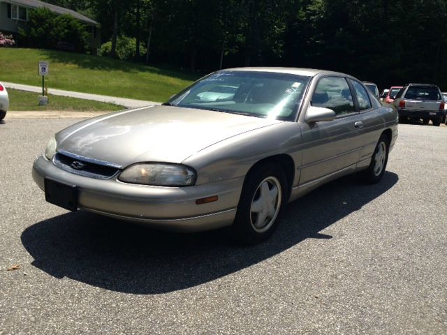 Chevrolet Monte Carlo 1999 photo 4