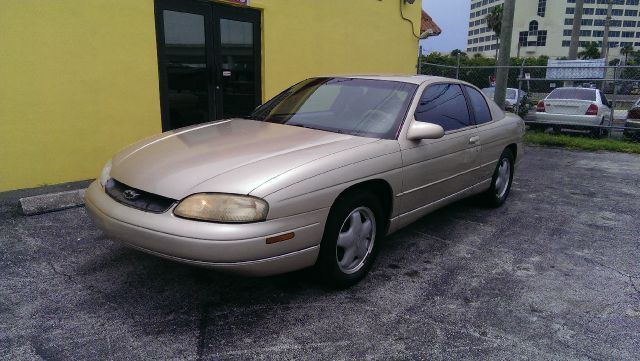 Chevrolet Monte Carlo 1999 photo 4