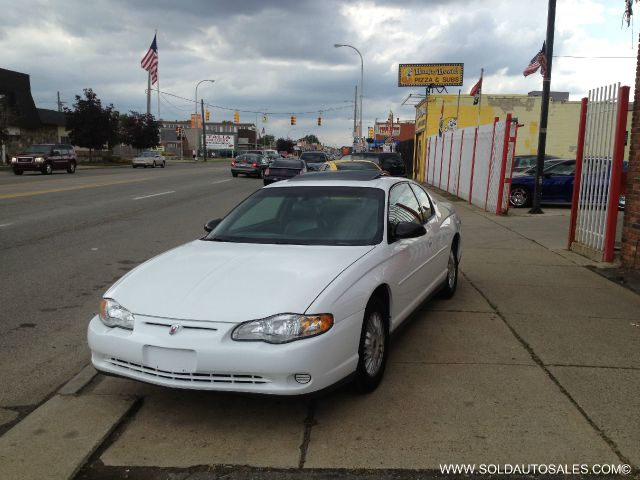 Chevrolet Monte Carlo 2000 photo 1