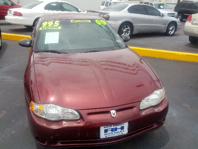 Chevrolet Monte Carlo 2000 photo 1