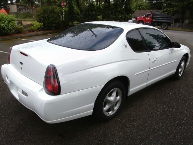 Chevrolet Monte Carlo 2000 photo 3