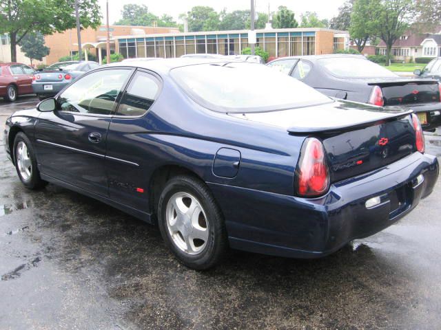 Chevrolet Monte Carlo 2000 photo 1