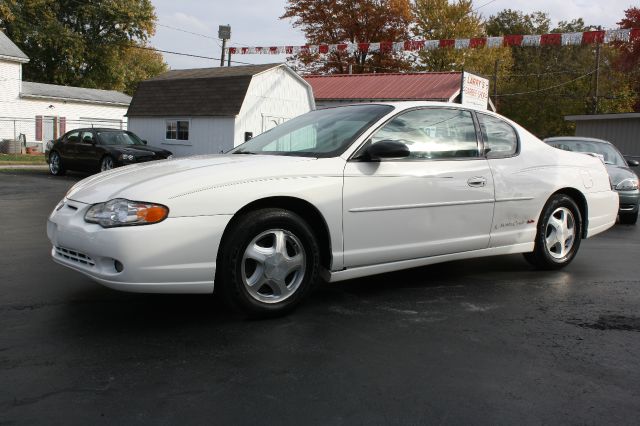 Chevrolet Monte Carlo 2001 photo 1