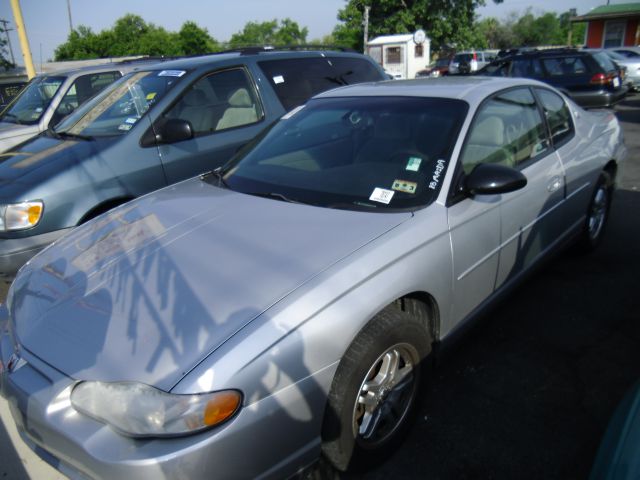 Chevrolet Monte Carlo 2001 photo 2