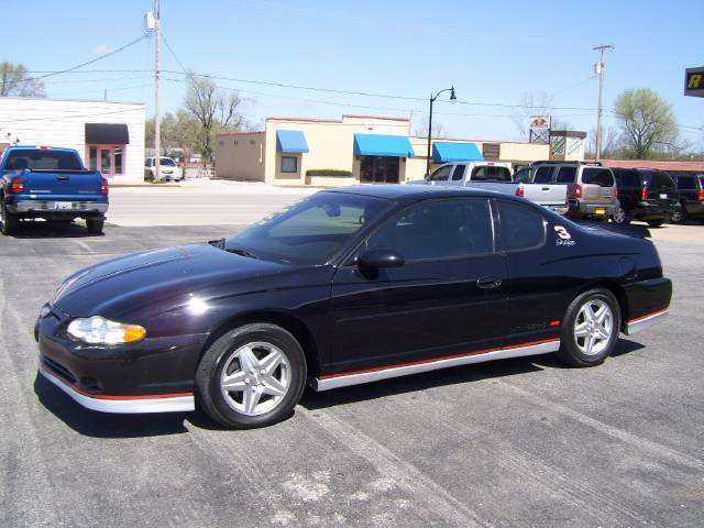 Chevrolet Monte Carlo 4dr Sdn Auto (natl) Hatchback Coupe