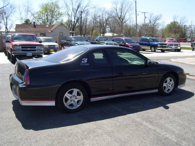 Chevrolet Monte Carlo 2002 photo 1