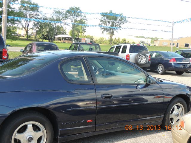 Chevrolet Monte Carlo 2002 photo 1