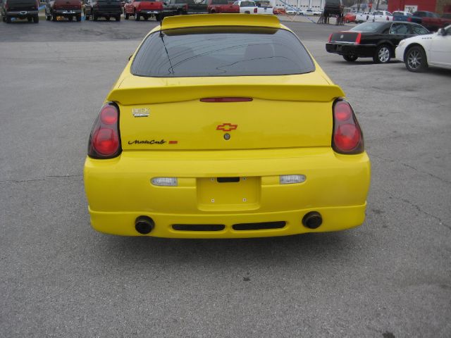 Chevrolet Monte Carlo 2002 photo 2