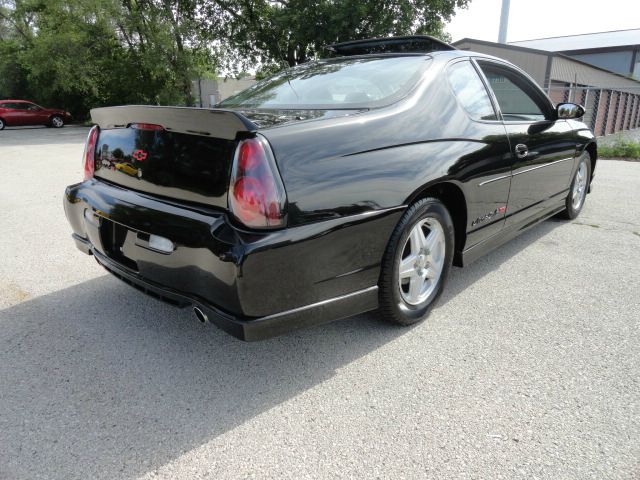 Chevrolet Monte Carlo 2002 photo 2