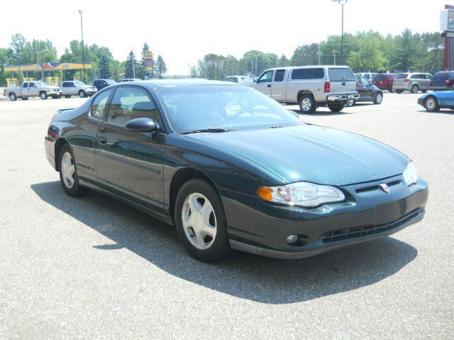 Chevrolet Monte Carlo 2002 photo 1