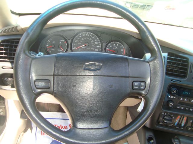 Chevrolet Monte Carlo 2003 photo 16