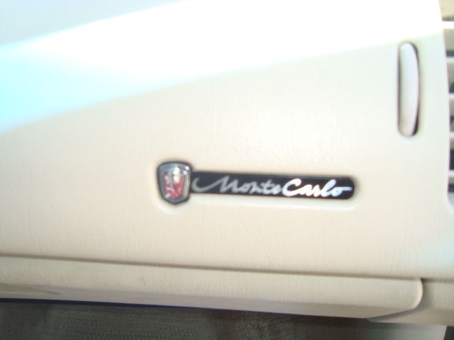 Chevrolet Monte Carlo 2003 photo 2