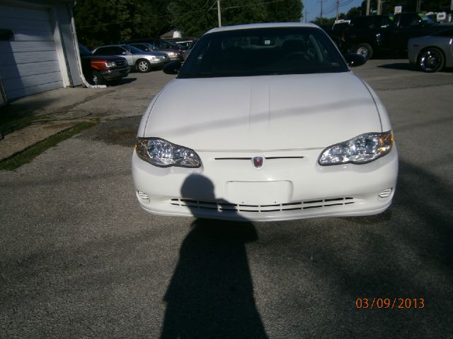 Chevrolet Monte Carlo 2003 photo 2