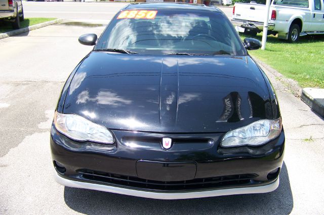 Chevrolet Monte Carlo 2003 photo 2