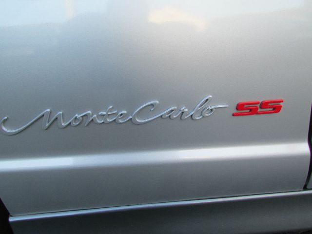 Chevrolet Monte Carlo 2003 photo 1