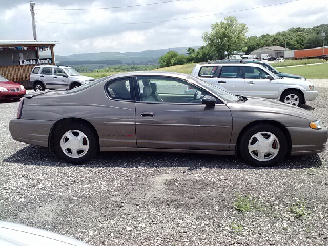 Chevrolet Monte Carlo 2003 photo 4