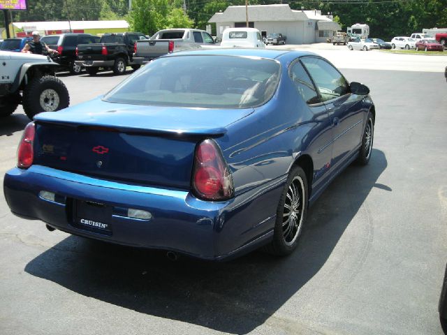 Chevrolet Monte Carlo 2003 photo 2