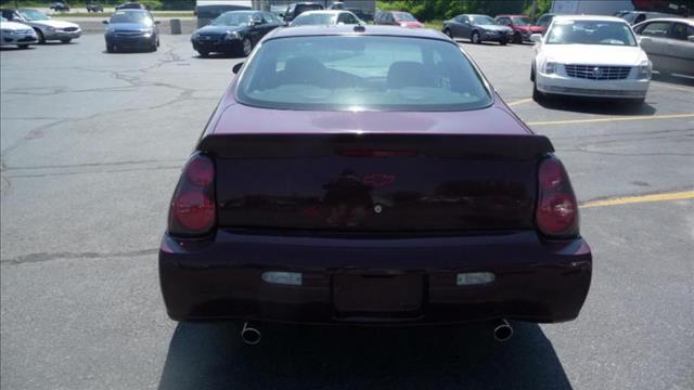 Chevrolet Monte Carlo 2004 photo 2