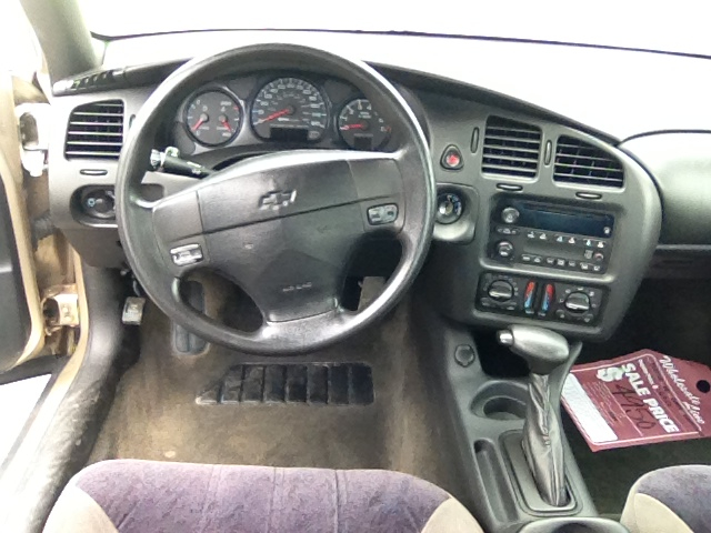 Chevrolet Monte Carlo 2004 photo 3