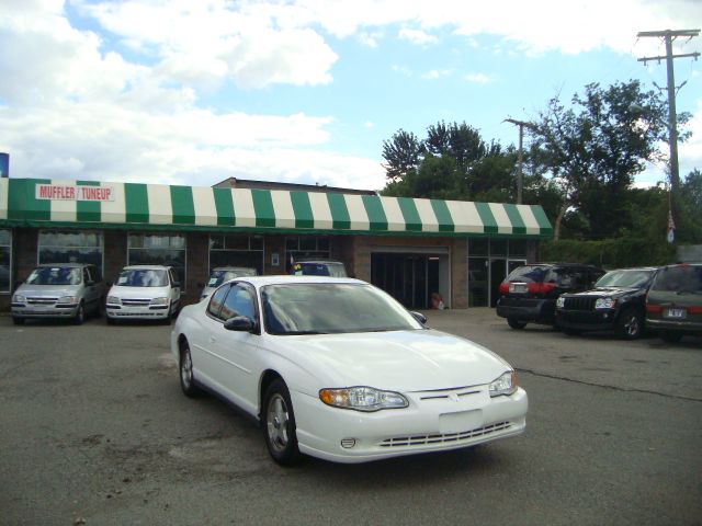 Chevrolet Monte Carlo 2004 photo 2