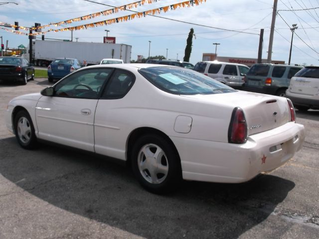 Chevrolet Monte Carlo 2004 photo 3