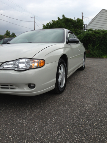 Chevrolet Monte Carlo 2004 photo 3