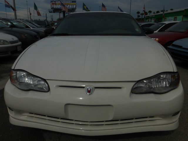 Chevrolet Monte Carlo 2004 photo 2