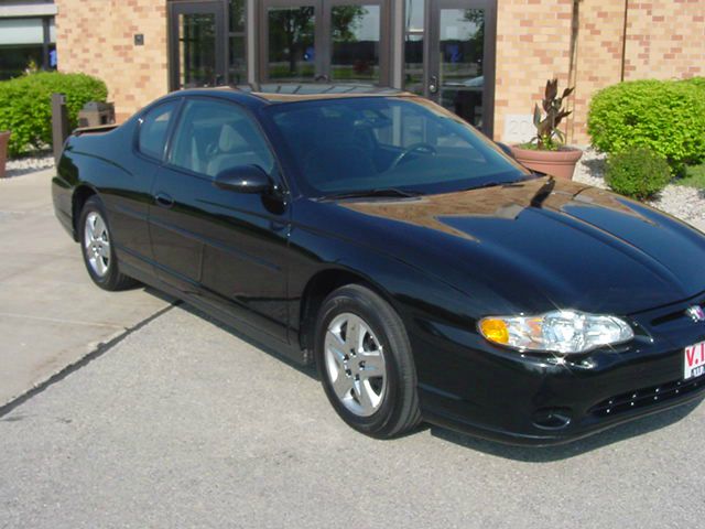 Chevrolet Monte Carlo 2004 photo 2