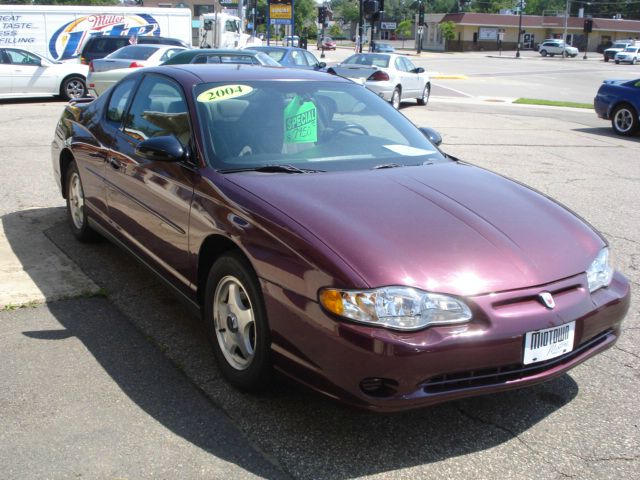 Chevrolet Monte Carlo 2004 photo 2