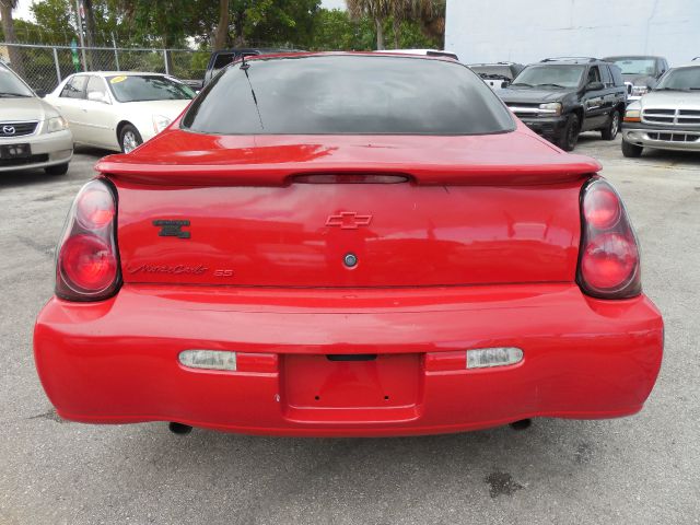 Chevrolet Monte Carlo 2004 photo 3