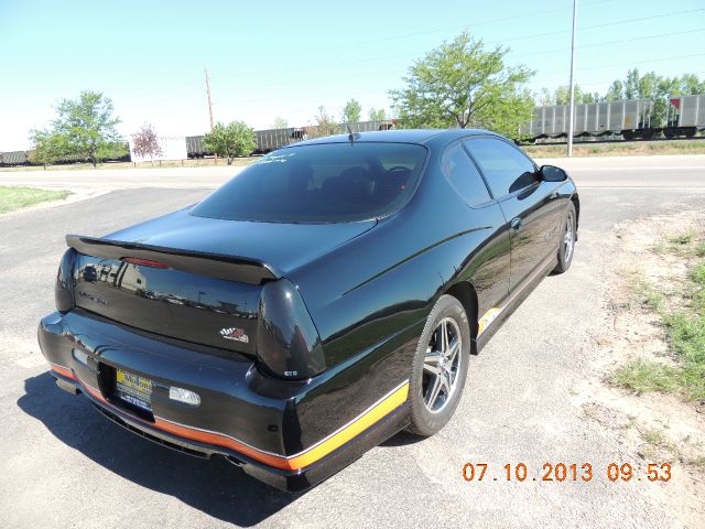 Chevrolet Monte Carlo 2005 photo 3