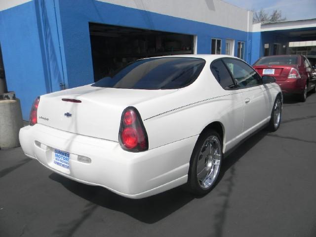 Chevrolet Monte Carlo 2005 photo 2