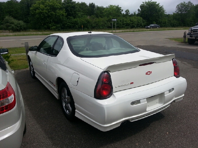 Chevrolet Monte Carlo 2005 photo 1