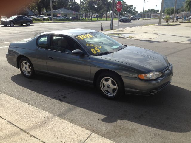 Chevrolet Monte Carlo 2005 photo 3