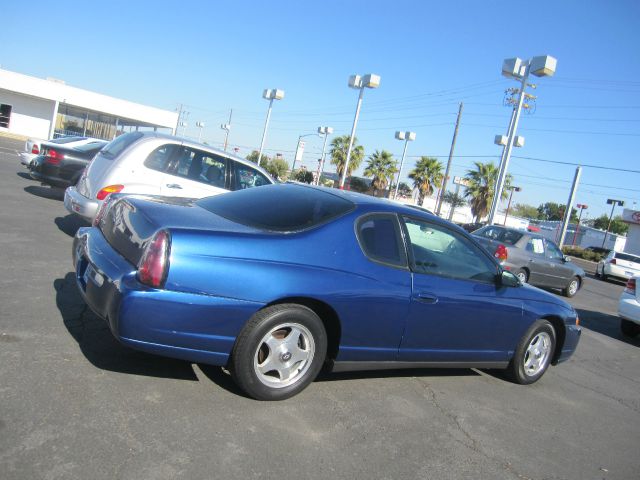 Chevrolet Monte Carlo 2005 photo 2