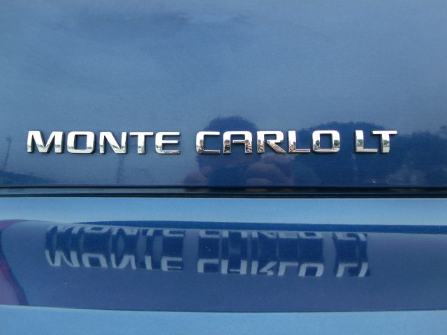 Chevrolet Monte Carlo 2006 photo 10