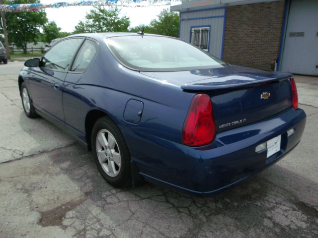 Chevrolet Monte Carlo 2006 photo 16