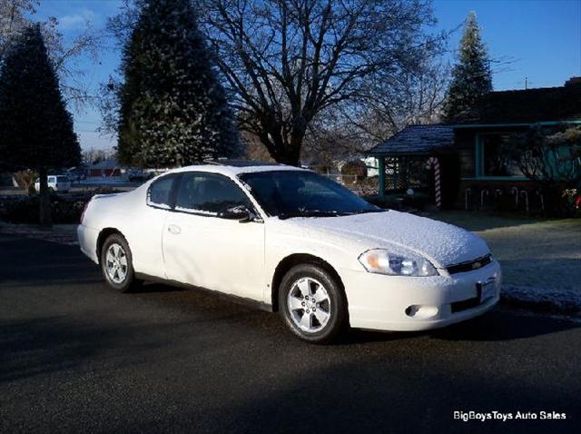 Chevrolet Monte Carlo 2006 photo 2