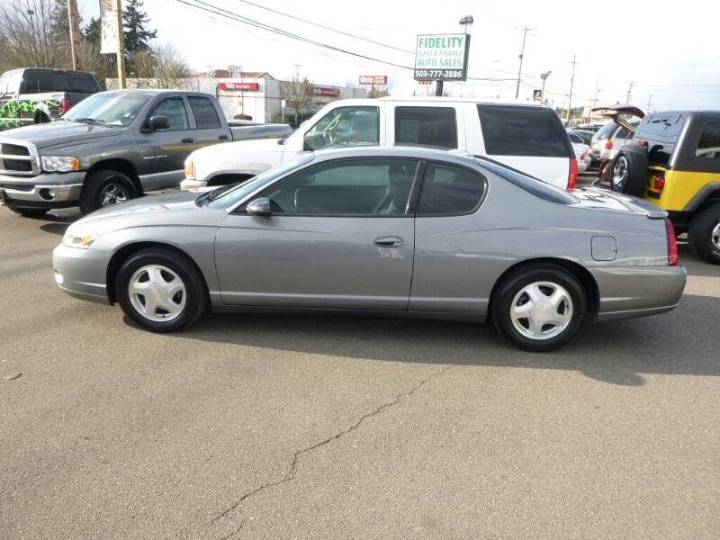 Chevrolet Monte Carlo 2006 photo 2