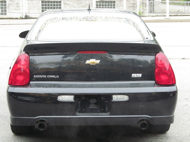 Chevrolet Monte Carlo 4dr Sdn Auto (natl) Hatchback Coupe