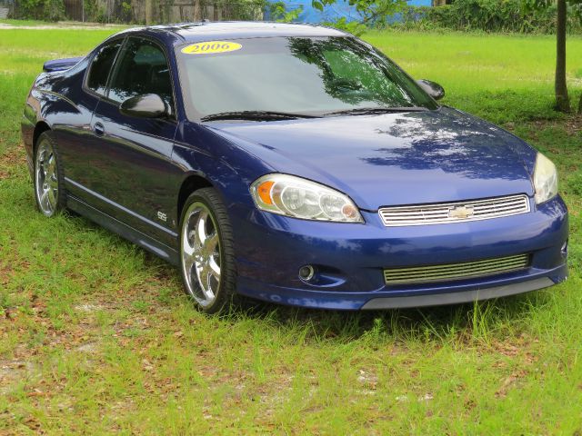 Chevrolet Monte Carlo 4dr Sdn Auto (natl) Hatchback Coupe