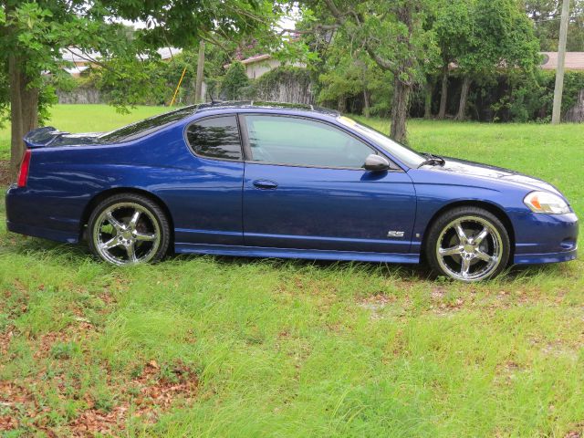 Chevrolet Monte Carlo 2006 photo 3