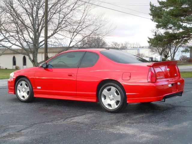 Chevrolet Monte Carlo 2006 photo 1