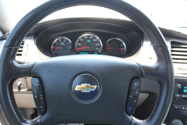 Chevrolet Monte Carlo 2006 photo 12