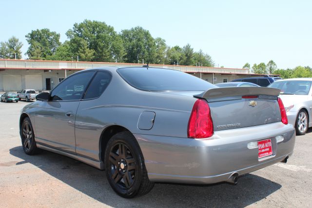 Chevrolet Monte Carlo 2006 photo 21