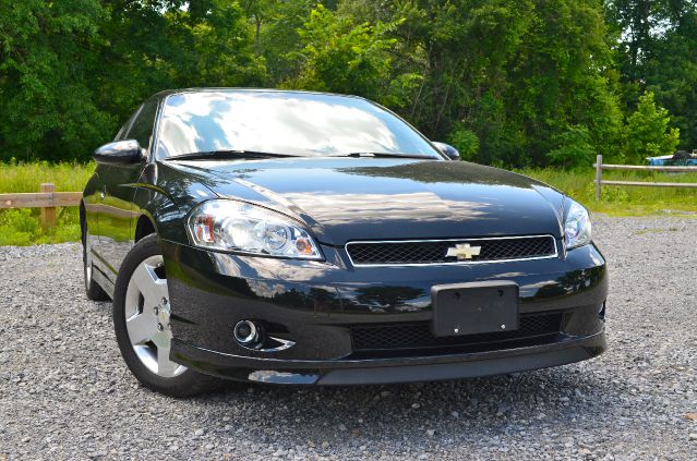 Chevrolet Monte Carlo 4dr Sdn Auto (natl) Hatchback Coupe