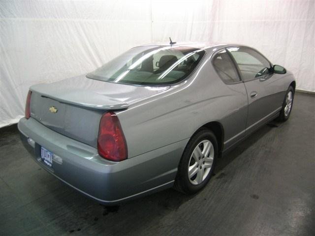 Chevrolet Monte Carlo 2006 photo 2