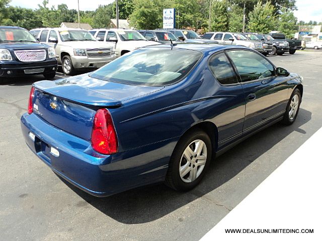 Chevrolet Monte Carlo 2006 photo 3